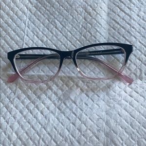 Black/pink ombre frames